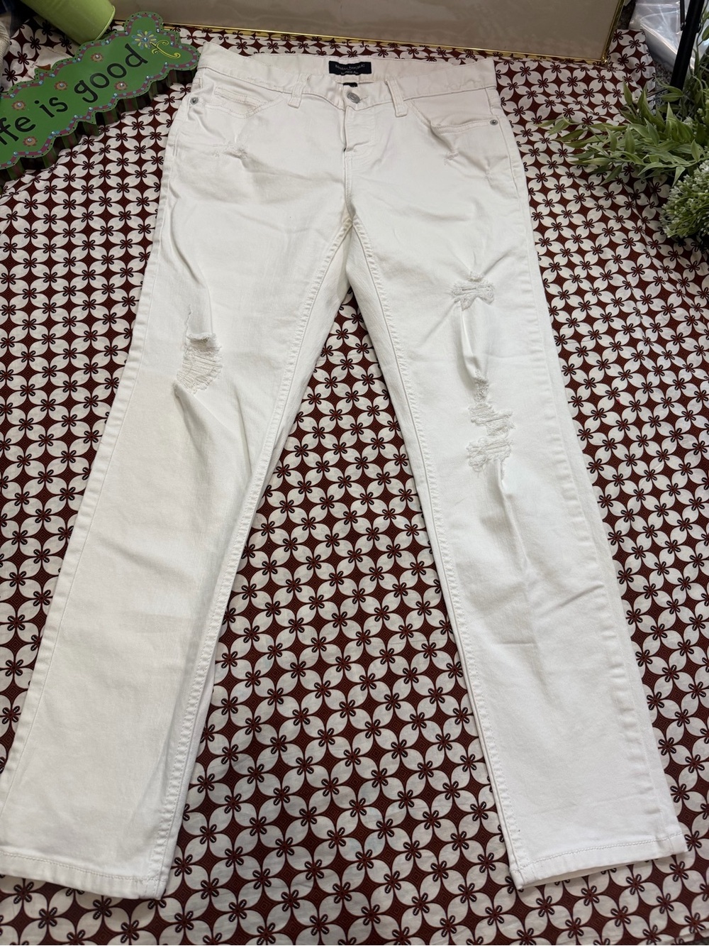 Boyfriend White Distressed Jeans - Banana Republic